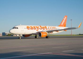 EasyJet reports sharp Q3 profit drop despite stronger summer demand