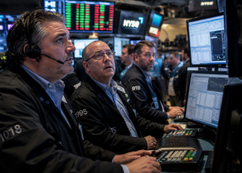 3 stocks riding the wave from IBM’s earnings disaster