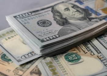 US dollar steadies ahead of CPI as oil surge pressures global currencies