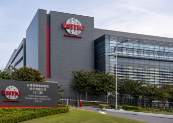 Why is TSMC stock falling despite record Q2 earnings?